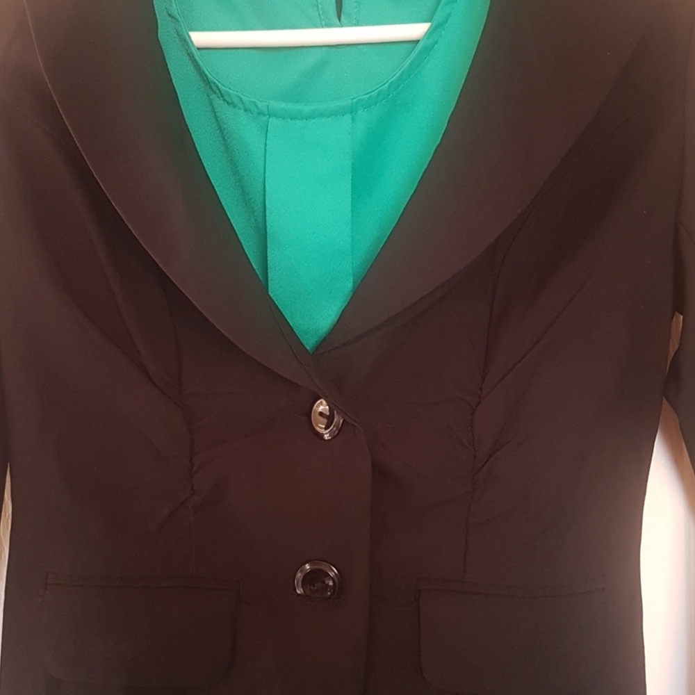 Blazer - Picture 2 of 4